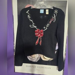 Smitten Very Sexy V-Neck Sweater M